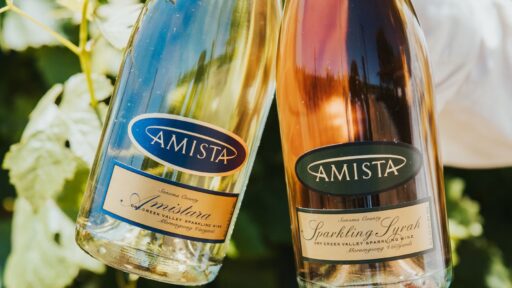 What’s the Difference Between Champagne and Sparkling Wine?