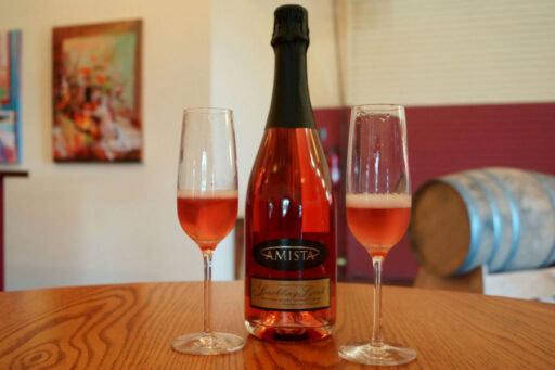 Amista Sparkling Syrah Has Cult Following