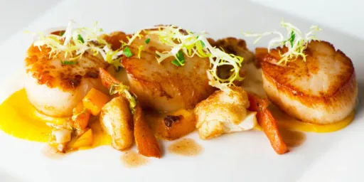 Judy’s Seared Scallops with Tarragon Butter